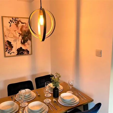 Escape 2 Unwind, Minster Retreat - Sleeps 5 Daire